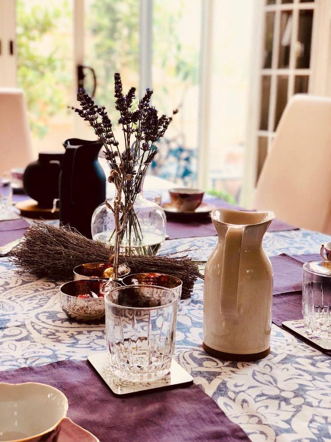 Lavender Manor Bnb Bed & Breakfast Alkimos Bagian luar foto